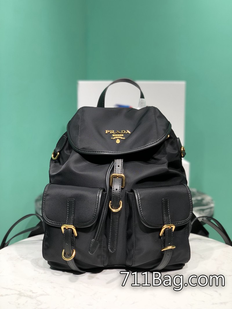 A貨Prada 1BZ677 結構分層完全仿照正品比例製作。 網購高仿Prada包推薦尺寸:長24x高28x底12cm A貨Prada 1BZ677 結構分層完全仿照正品比例製作。 網購高仿Prada包推薦尺寸:長24x高28x底12cm