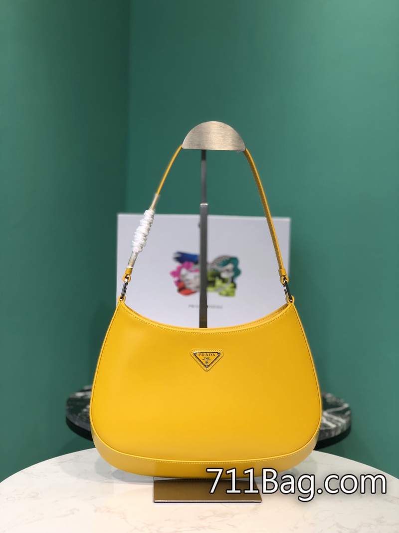 原版一比一Prada 1BC499 專業師傅手工縫製,匠心品質。 高仿Prada包學生款推薦尺寸:27*5*19cm 原版一比一Prada 1BC499 專業師傅手工縫製,匠心品質。 高仿Prada包學生款推薦尺寸:27*5*19cm