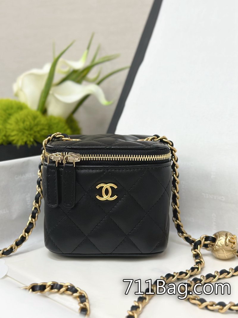 一比一Chanel香奈兒 AS1447 手工縫線整齊細膩,與正品無異。 香奈兒A貨福袋推薦開箱8.5*11*7cm/1447 一比一Chanel香奈兒 AS1447 手工縫線整齊細膩,與正品無異。 香奈兒A貨福袋推薦開箱8.5*11*7cm/1447