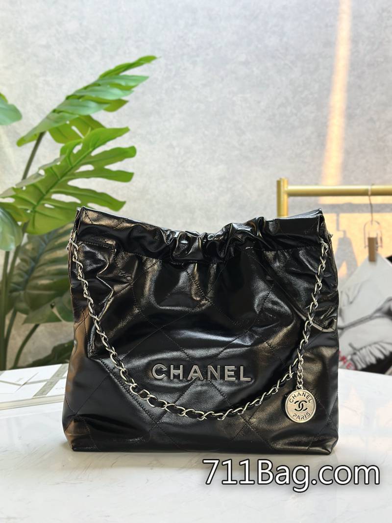 頂級超3AChanel AS3260 黑色22BAG五金扣具重量與原版一致,質感出眾。 臺北A貨香奈兒皮夾便宜店小號35*37*7cm/3260 頂級超3AChanel AS3260 黑色22BAG五金扣具重量與原版一致,質感出眾。 臺北A貨香奈兒皮夾便宜店小號35*37*7cm/3260