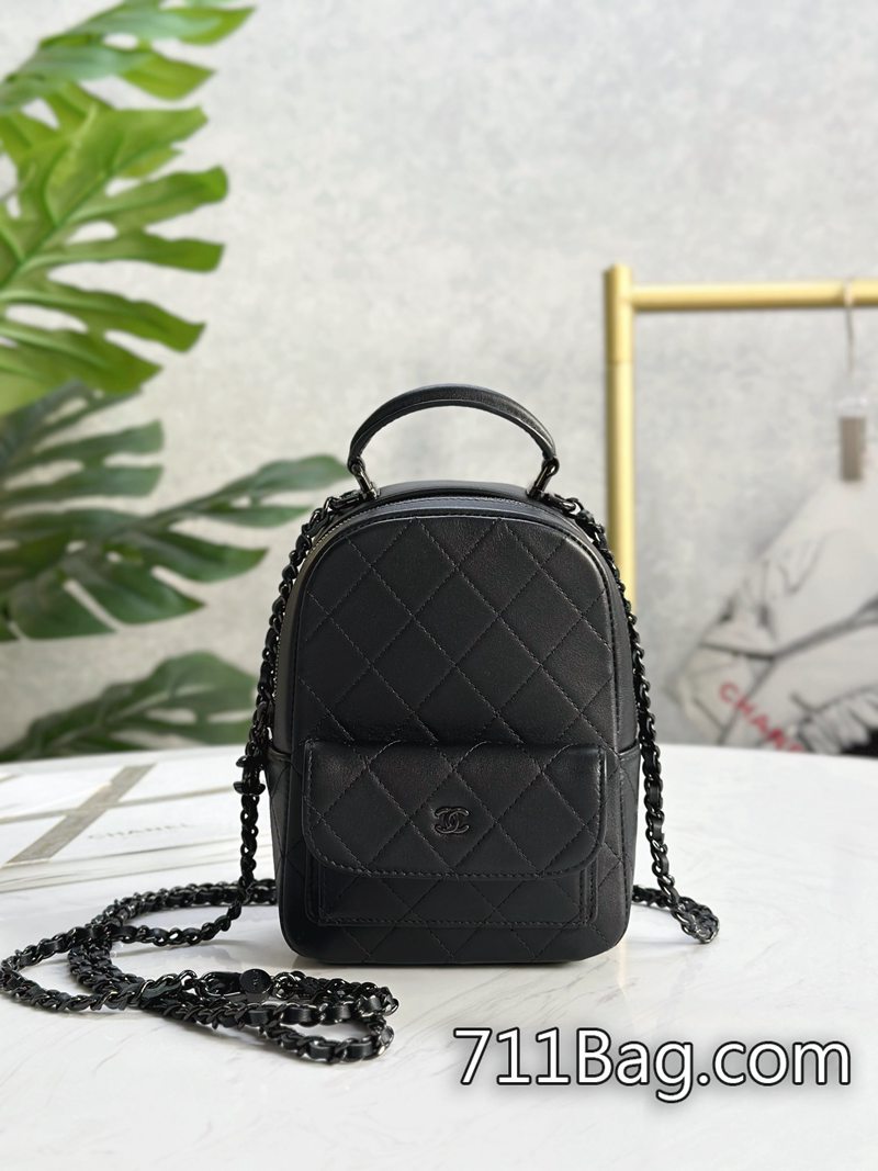 頂級高仿Chanel AS3753 穿搭百搭,回頭率爆表。 A貨香奈兒背包女款18*22*10cm/3753 頂級高仿Chanel AS3753 穿搭百搭,回頭率爆表。 A貨香奈兒背包女款18*22*10cm/3753