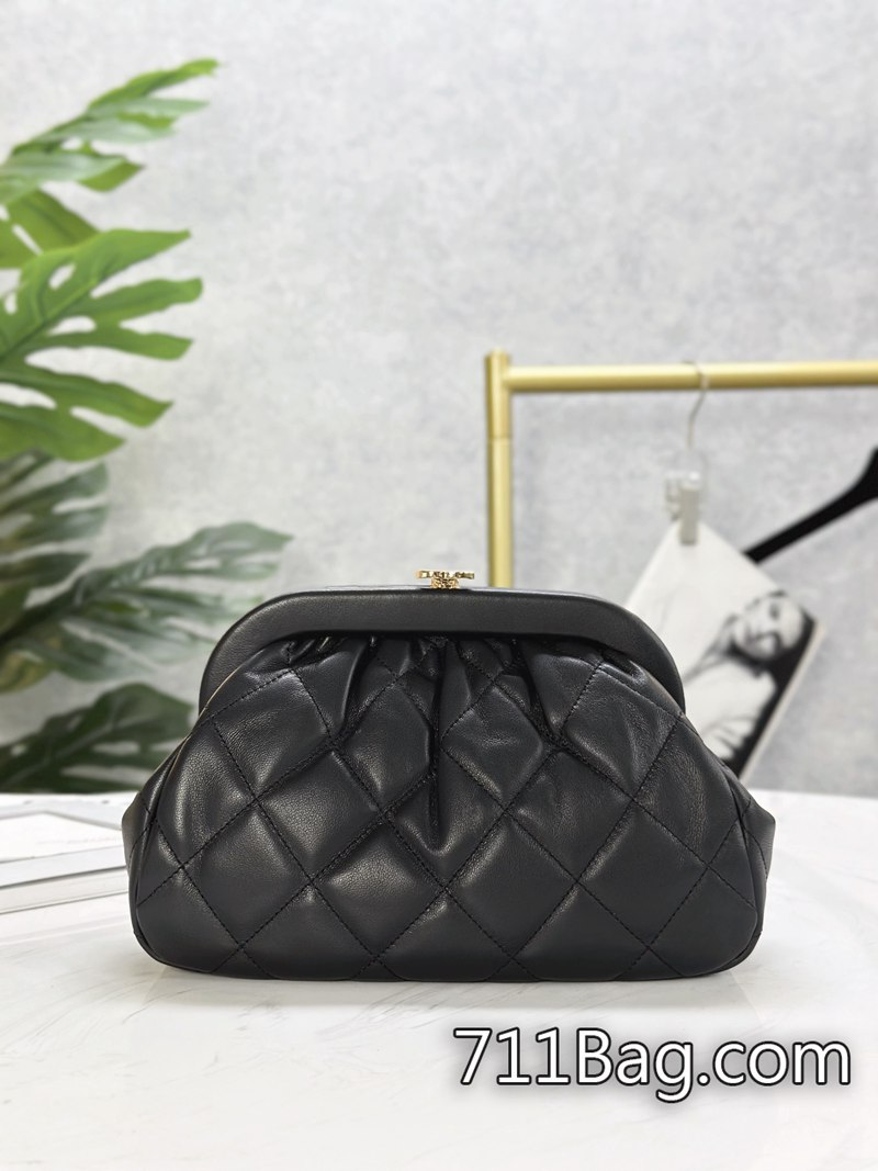 頂級A貨Chanel AS4717 買不起真品也能擁有同款氣場 A貨香奈兒包蝦皮推薦店傢16*24*8cm/4717 頂級A貨Chanel AS4717 買不起真品也能擁有同款氣場 A貨香奈兒包蝦皮推薦店傢16*24*8cm/4717