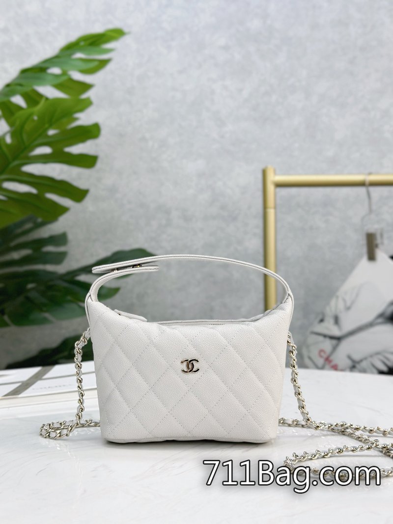 頂級A貨Chanel AS4386 無任何多餘線頭,做工乾淨利落。 香奈兒A貨價格與真品比較19*21*6cm/4386 頂級A貨Chanel AS4386 無任何多餘線頭,做工乾淨利落。 香奈兒A貨價格與真品比較19*21*6cm/4386