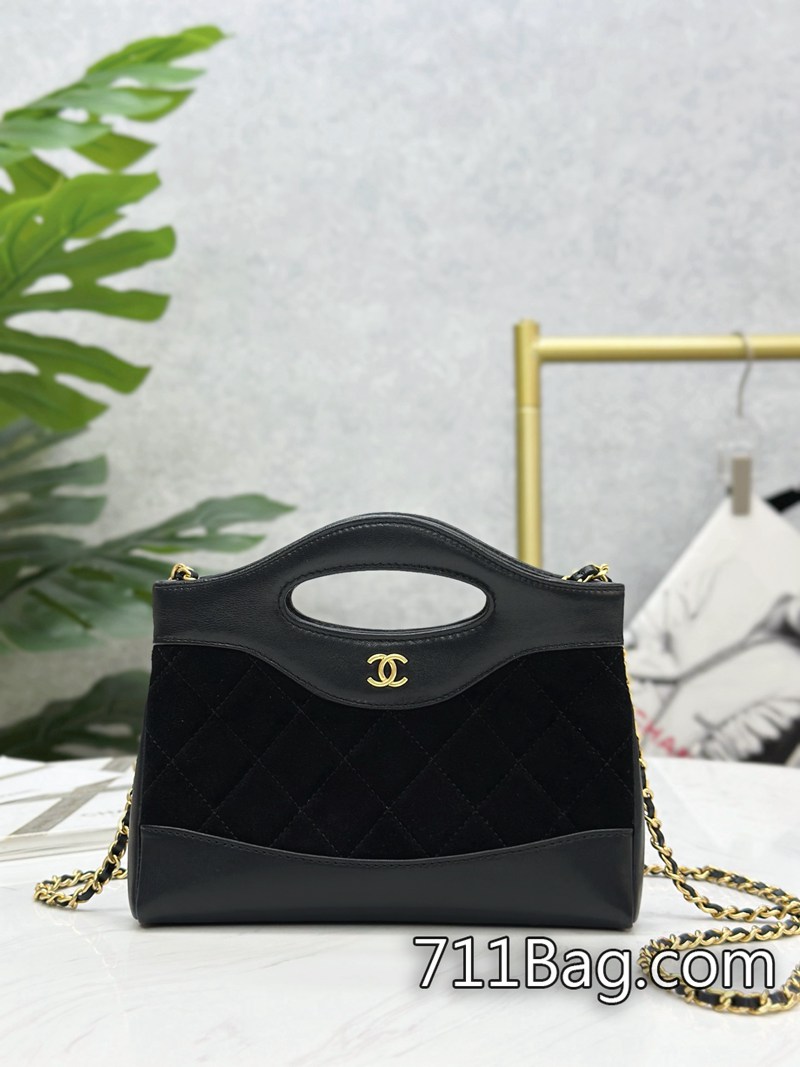 31bag nano原版一比一Chanel香奈兒 AS4133 穿搭博主力推,實力不容小覷。 Chanel高仿皮夾哪裡有賣17.5*20.5*4cm/4133 31bag nano原版一比一Chanel香奈兒 AS4133 穿搭博主力推,實力不容小覷。 Chanel高仿皮夾哪裡有賣17.5*20.5*4cm/4133