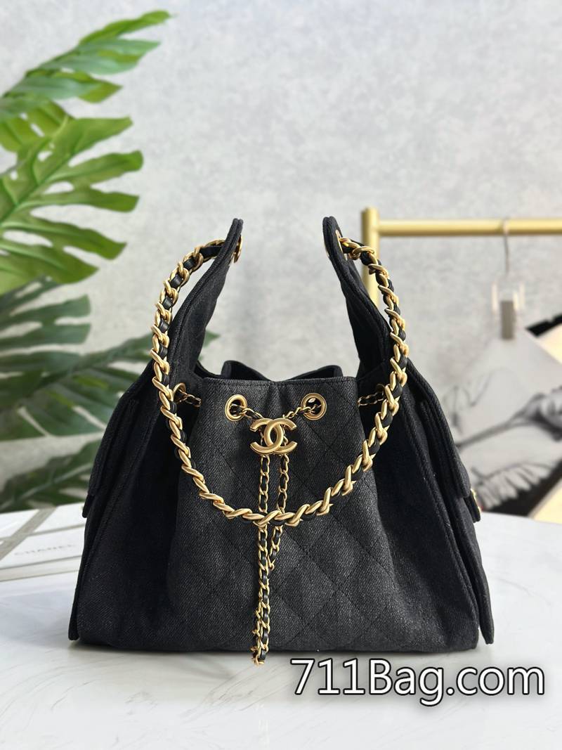 精仿Chanel AS5293真皮材質質感包包 A貨香奈兒深色牛仔嬉皮Hobo價格參考30*26*14cm/5293 精仿Chanel AS5293真皮材質質感包包 A貨香奈兒深色牛仔嬉皮Hobo價格參考30*26*14cm/5293