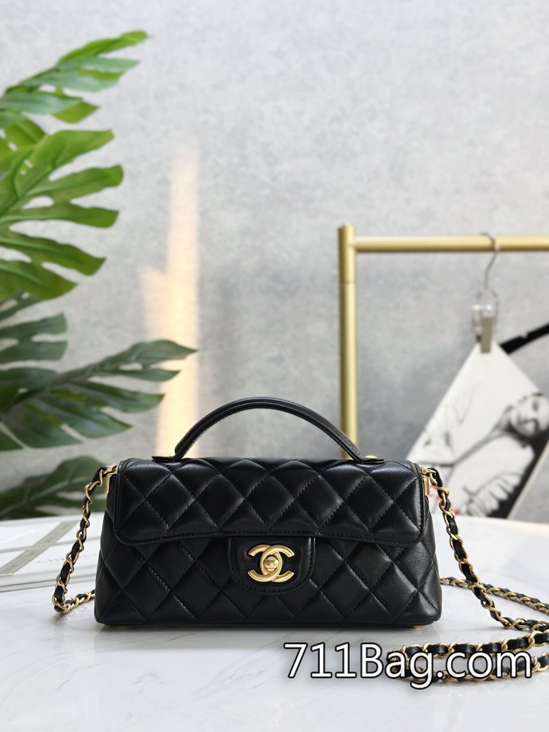 頂級高仿Chanel AS5355 皮革紋理自然細緻,不輸正品。 如何辨別A貨香奈兒真偽中號:22*11.5*6cm/5355 頂級高仿Chanel AS5355 皮革紋理自然細緻,不輸正品。 如何辨別A貨香奈兒真偽中號:22*11.5*6cm/5355