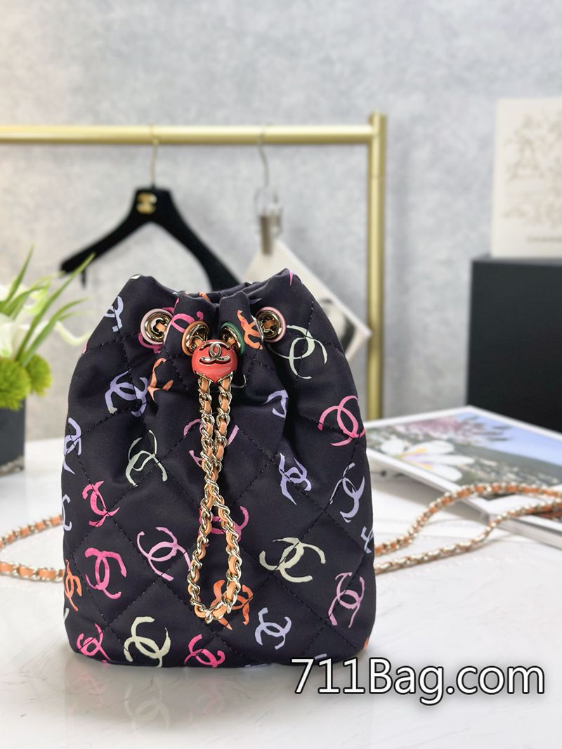 精品高仿Chanel AS4810 奢華感十足的精品包 高仿香奈兒雷射標真假分析22*17*7.5cm/4810 精品高仿Chanel AS4810 奢華感十足的精品包 高仿香奈兒雷射標真假分析22*17*7.5cm/4810