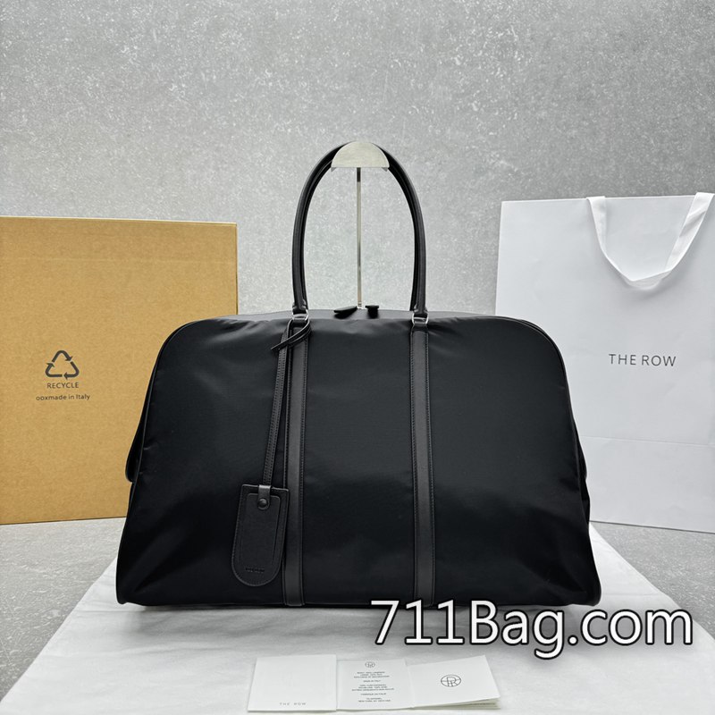精品高仿The Row包包翻蓋包口對齊 the row仿款包包性價比 精品高仿The Row包包翻蓋包口對齊 the row仿款包包性價比