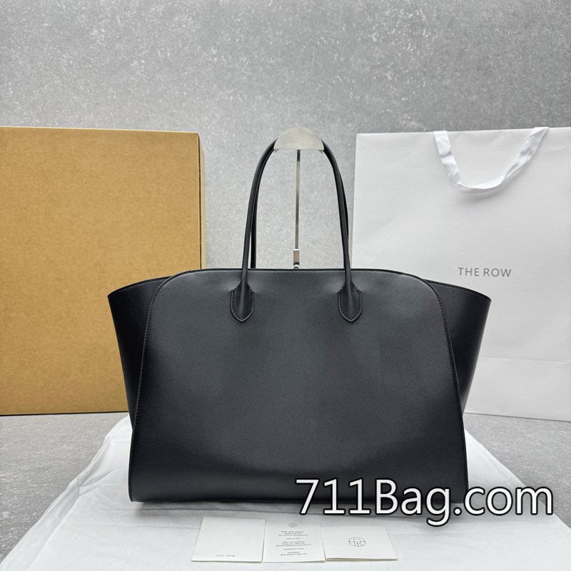 頂級精品The Row包包包面皮紋均勻 the row仿包品質如何 頂級精品The Row包包包面皮紋均勻 the row仿包品質如何