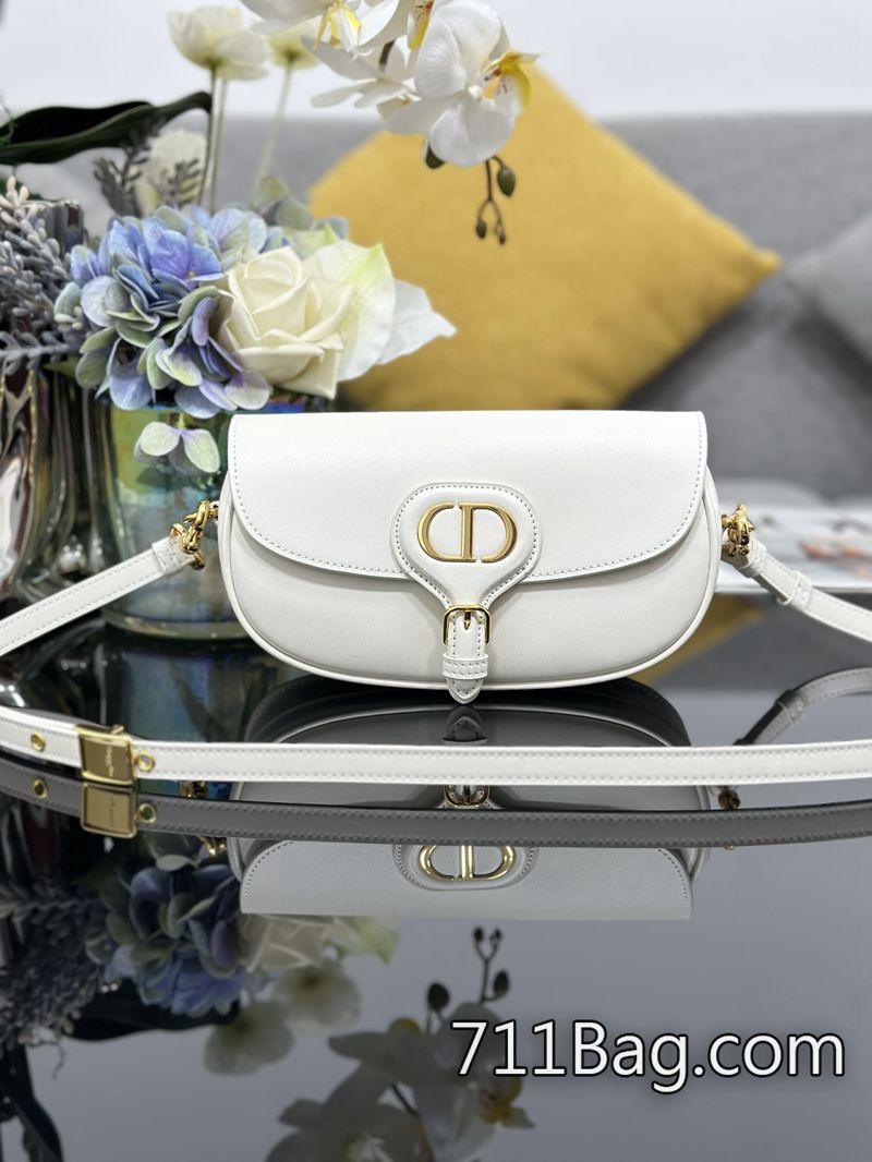 精品Dior Dior Bobby East-West 腋下包波比手袋是本季的全新單品 鎖扣靈敏不卡頓 Dior一比一包包 精品Dior Dior Bobby East-West 腋下包波比手袋是本季的全新單品 鎖扣靈敏不卡頓 Dior一比一包包