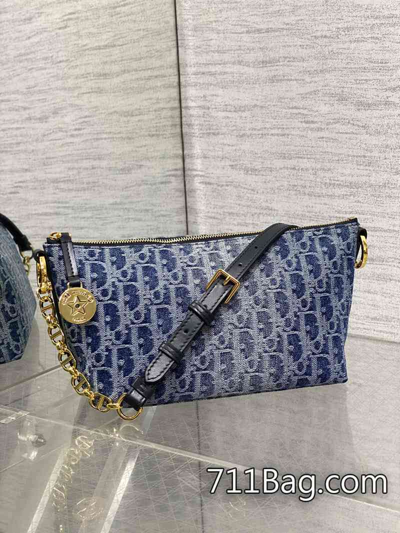 原版一比一Dior Hobostar丹寧系列 皮面光澤度優秀 Dior原單包包 原版一比一Dior Hobostar丹寧系列 皮面光澤度優秀 Dior原單包包