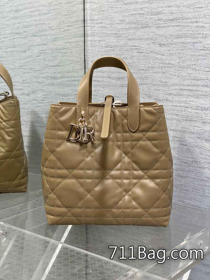 精品A貨Dior Toujours豎版系列中號 鎖扣對準不偏位 Dior原版開模 精品A貨Dior Toujours豎版系列中號 鎖扣對準不偏位 Dior原版開模