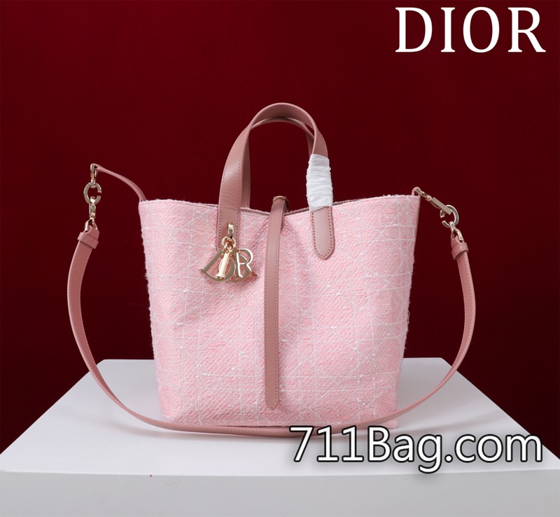 頂級A貨Dior Dior Toujours 豎版手袋這款 Dior Toujours 豎版手袋時尚實用 邊線無重縫 Dior高仿開箱影片 頂級A貨Dior Dior Toujours 豎版手袋這款 Dior Toujours 豎版手袋時尚實用 邊線無重縫 Dior高仿開箱影片