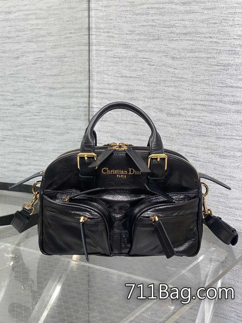 頂級高仿Dior 最新Grand Tour保齡球包小號 鉚釘位置精準 Dior爆款同款 頂級高仿Dior 最新Grand Tour保齡球包小號 鉚釘位置精準 Dior爆款同款