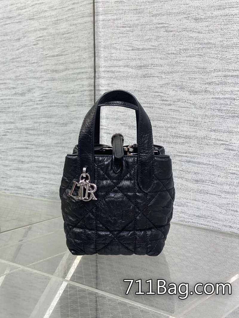精品Dior Toujours豎版系列迷你 手感厚實穩重 Dior1:1精仿 精品Dior Toujours豎版系列迷你 手感厚實穩重 Dior1:1精仿
