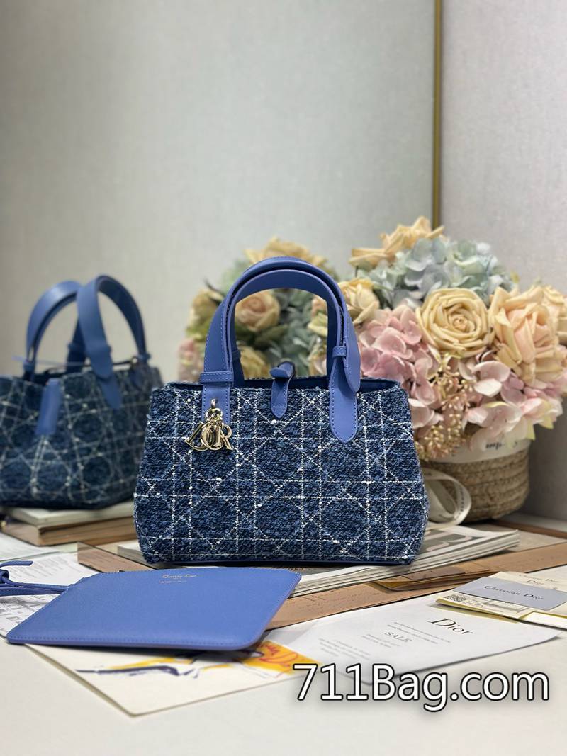 精品A貨Dior 內標字體清晰無偏差 Dior包A貨 精品A貨Dior 內標字體清晰無偏差 Dior包A貨