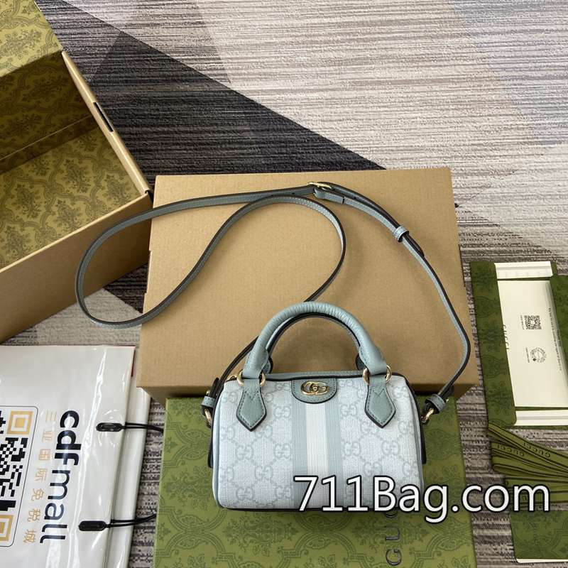 精品Gucci 781490 包面壓紋均勻精緻,無跳線。 淘寶Gucci高仿包尺寸:16.5(長)x10(寬)x9cm(厚)顏色:灰藍色/pvc。-711高仿包包,A貨包包
