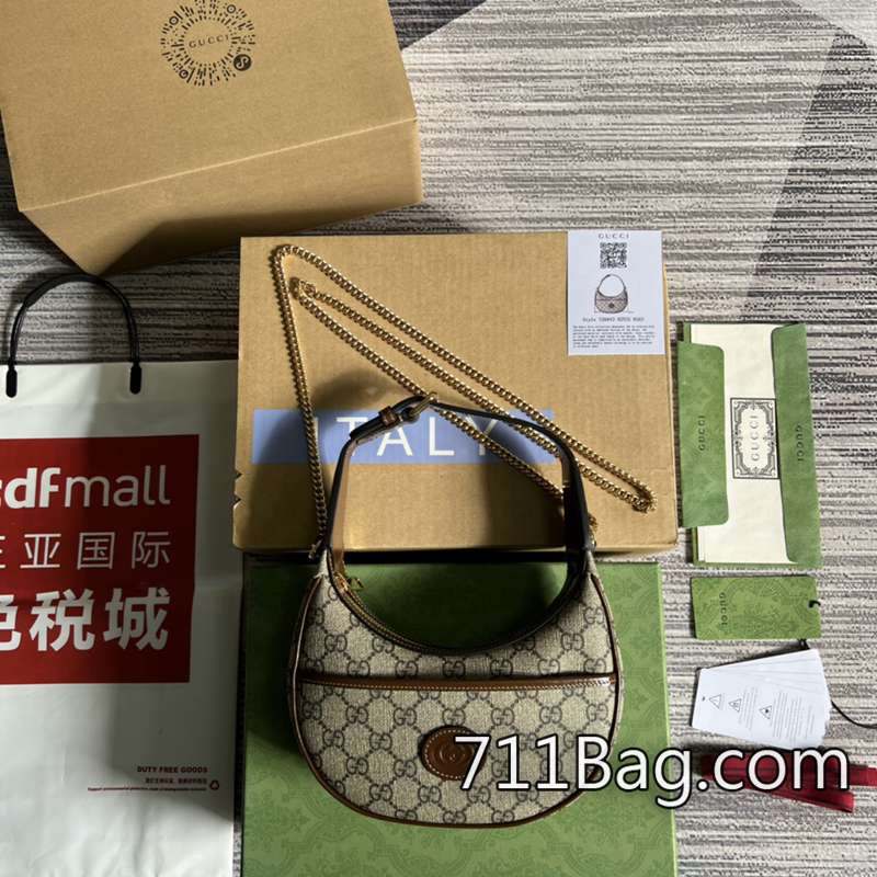 精品高仿Gucci 726843 精品級高仿,用心看得見。 Gucci高仿細節滿分尺寸:22(寬)x12.5(高)x5cm(深)顏色:棕色/pvc。意大利創作-711高仿包包,A貨包包