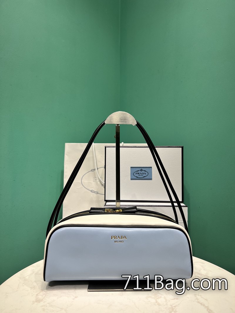 頂級一比一Prada 1BC249 鈕扣緊實無晃動,品質穩定。 高仿Prada包臺北專賣尺寸:長23x高28.5x底15cm型號:1BG578-711高仿包包,A貨包包