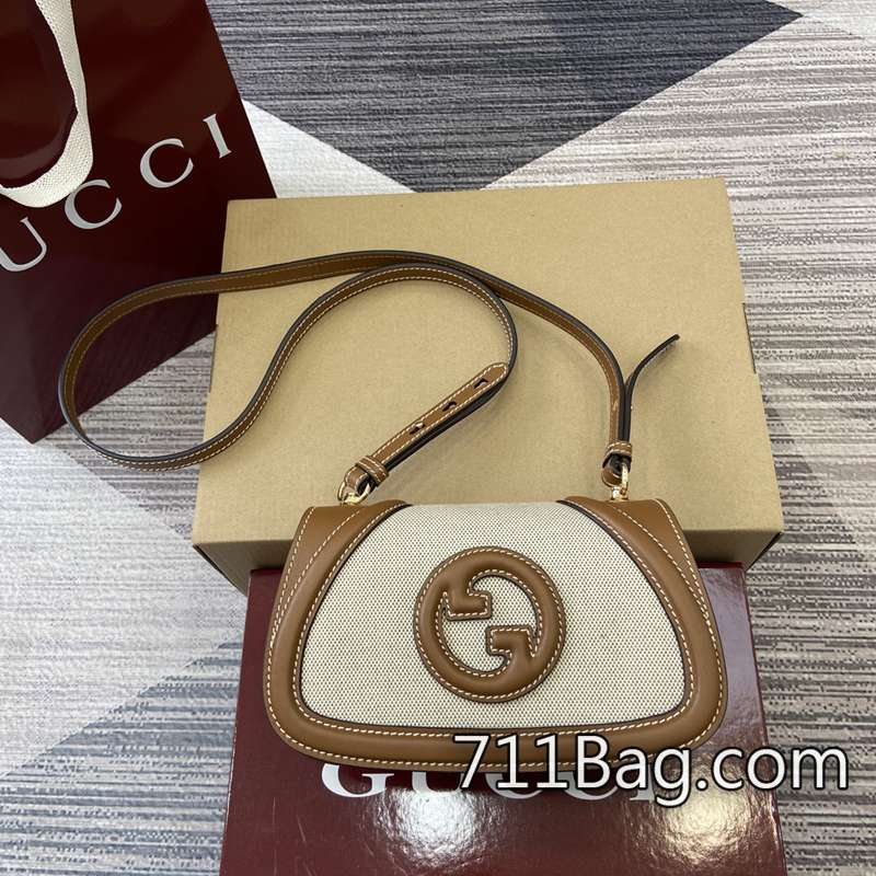 精品高仿Gucci 815700 若有問題支持退換服務。 Gucci超A貨包款尺寸:21.5(長)x11(高)x8cm(厚)顏色:棕色/帆佈。-711高仿包包,A貨包包