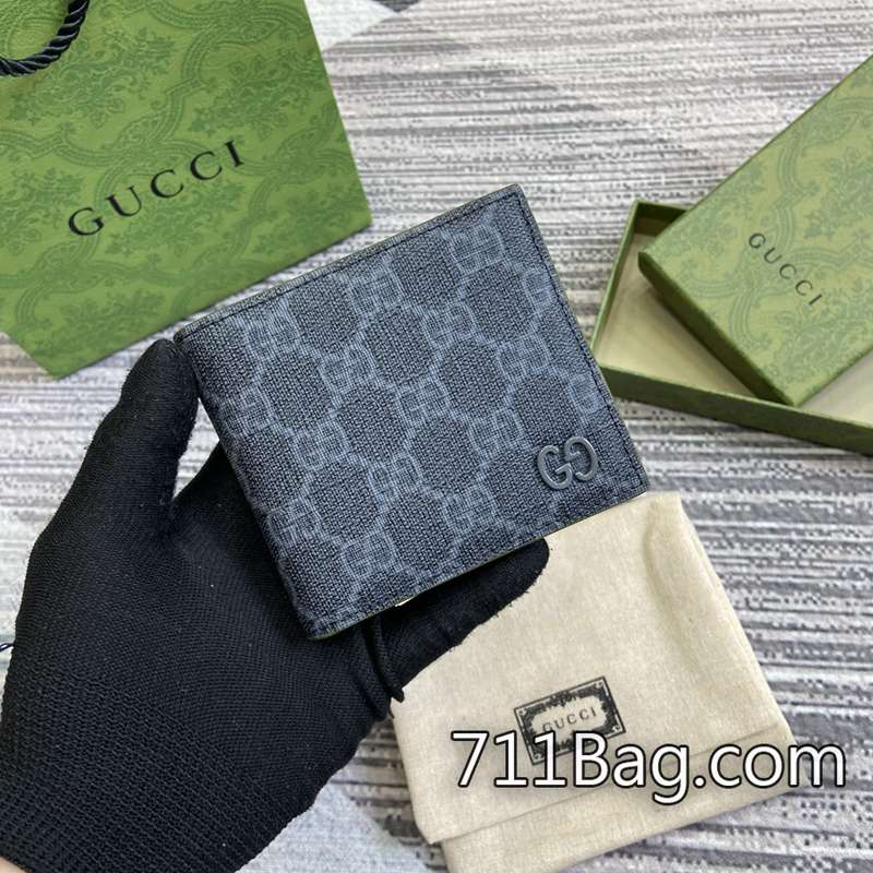 頂級A貨Gucci 768243 細節復刻專業製造 Gucci原版皮高仿閉合時尺寸:11(寬)x9cm(高)打開時尺寸:21(寬)x9cm(高)顏色:綠色/黑pvc。-711高仿包包,A貨包包