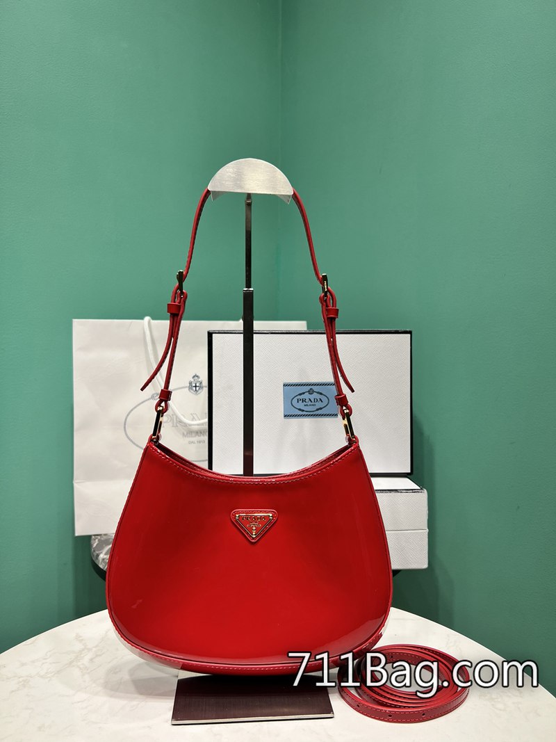 高仿Prada 1BD339 使用與正品相同材質面料。 Prada仿牌手提包尺寸:長22x高18.5x底4.5cm-711高仿包包,A貨包包