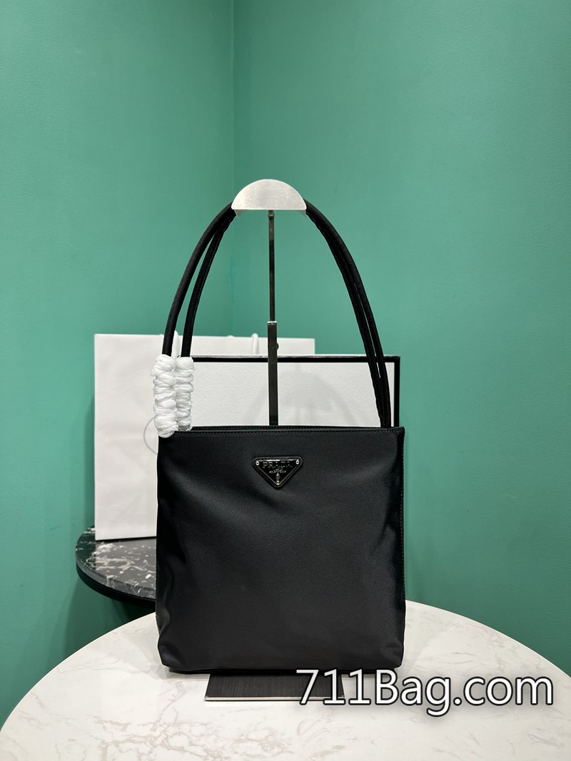 精品高仿Prada B6243 高仿包做工堪比專櫃 精仿Prada肩背包尺寸:長22x高23x底5cm-711高仿包包,A貨包包