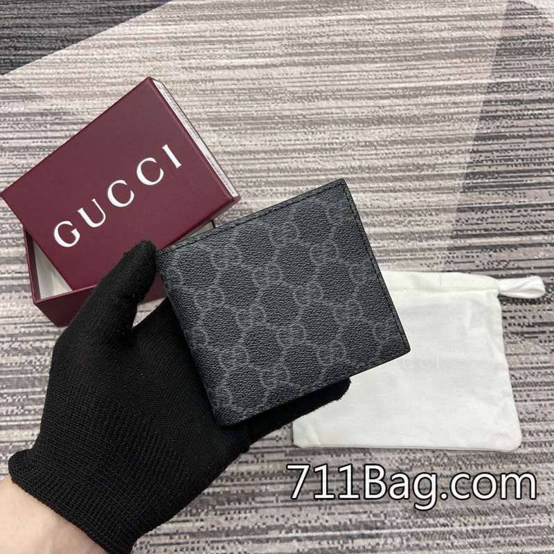 原版一比一Gucci 821201 專人客服講解每一細節。 Gucci A貨批發零售閉合時尺寸:11厘米(寬)x9厘米(高)打開時尺寸:21厘米(寬)x9厘米(高)顏色:黑色/黑pvc。-711高仿包包,A貨包包