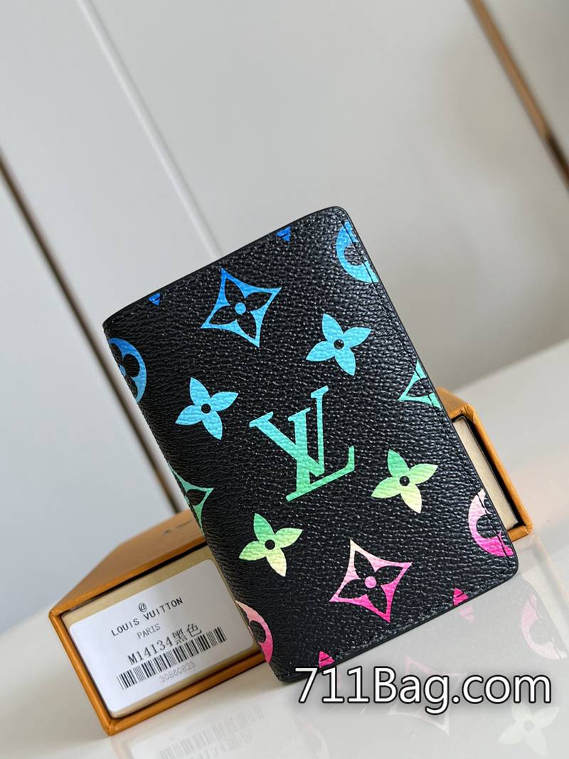 精品高仿LV M14134黑 高品質五金無色差 一比一LV手工真皮包7.5x11.1x1cm-711高仿包包,A貨包包