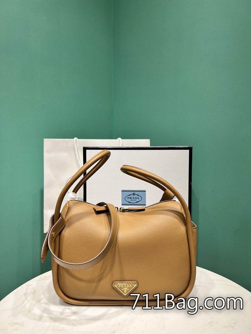 精品高仿Prada 1BA451 仿真度高達95%以上,難以辨別真假。 高仿Prada包包附原廠盒尺寸:27*18*12cm-711高仿包包,A貨包包