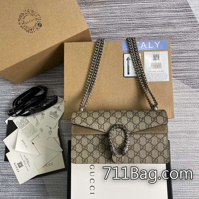 頂級一比一Gucci 499623 五金打磨光滑無毛邊,質感一流。 高仿Gucci Ophidia系列包在這款錢包上,吸睛亮眼的手寫體Gucci標識細節點綴於包身正面,為這件單品註入一抹柔和的品牌標識魅力。型號:772640。尺寸:14(長)x18.5(寬)x3cm(厚)顏色:黑色/原廠皮。-711高仿包包,A貨包包