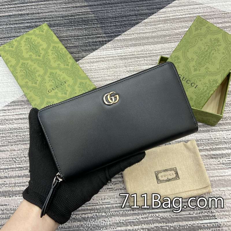 頂級A貨Gucci 790057 客人回購率極高,品質有保證。 Gucci Bamboo竹節包高仿尺寸:19(長)x10(寬)x2.5厘米(厚)顏色:黑色原廠皮。-711高仿包包,A貨包包