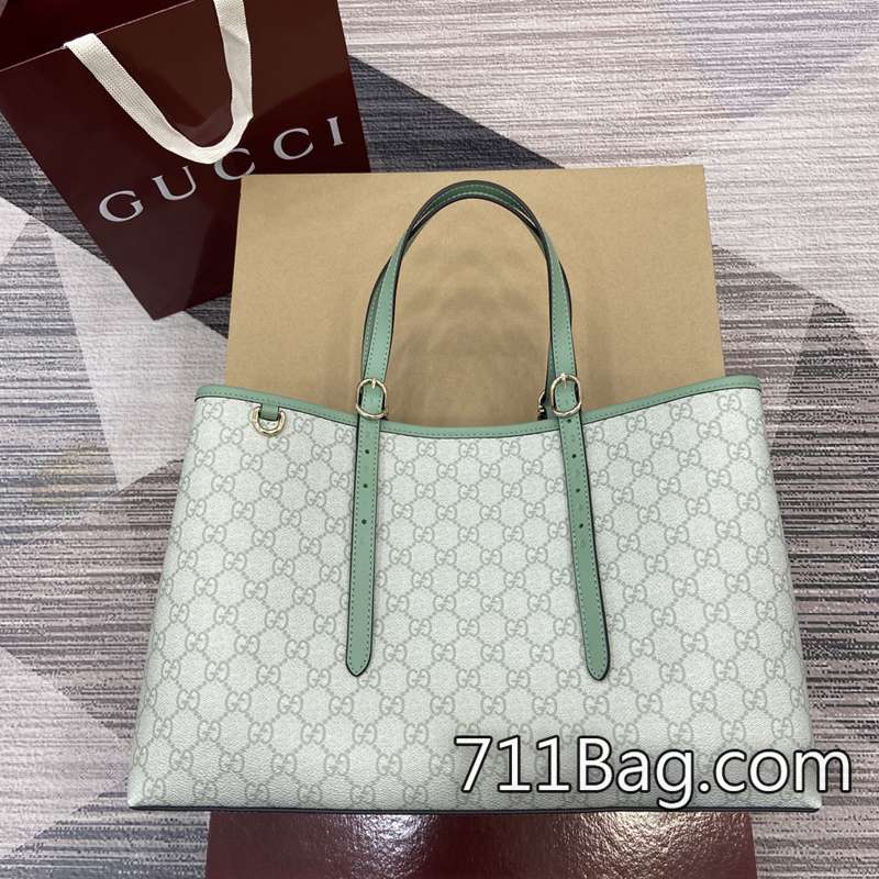 精仿Gucci 815213 採用進口原版皮革,手感柔軟細膩。 送禮首選Gucci包仿品尺寸:38厘米(寬)x25厘米(高)x15厘米(深)重量:約0.85千克顏色:綠色/原廠皮。-711高仿包包,A貨包包