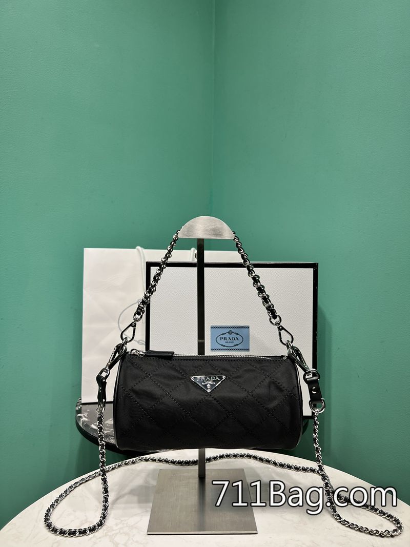A貨Prada 1NE546 適合日常穿搭,不輸專櫃質感。 Prada Hobo包A貨推薦尺寸:長22x高10.5x底10.5cm-711高仿包包,A貨包包