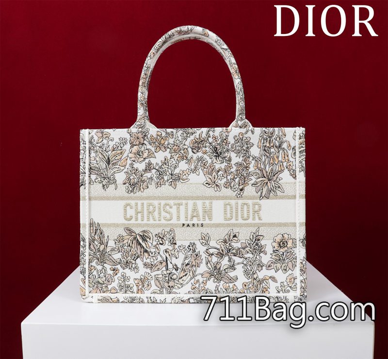 頂級高仿Dior 鑲邊整齊無膠溢 Dior仿牌推薦-711高仿包包,A貨包包
